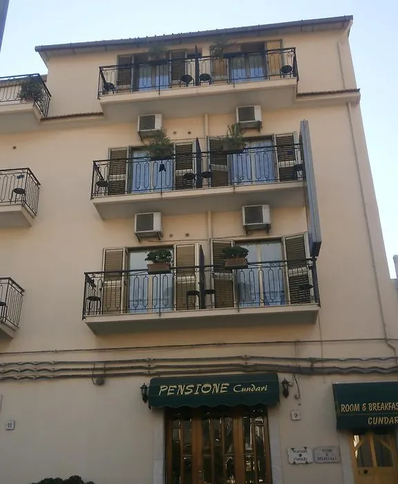 Hotell Cundari Taormina